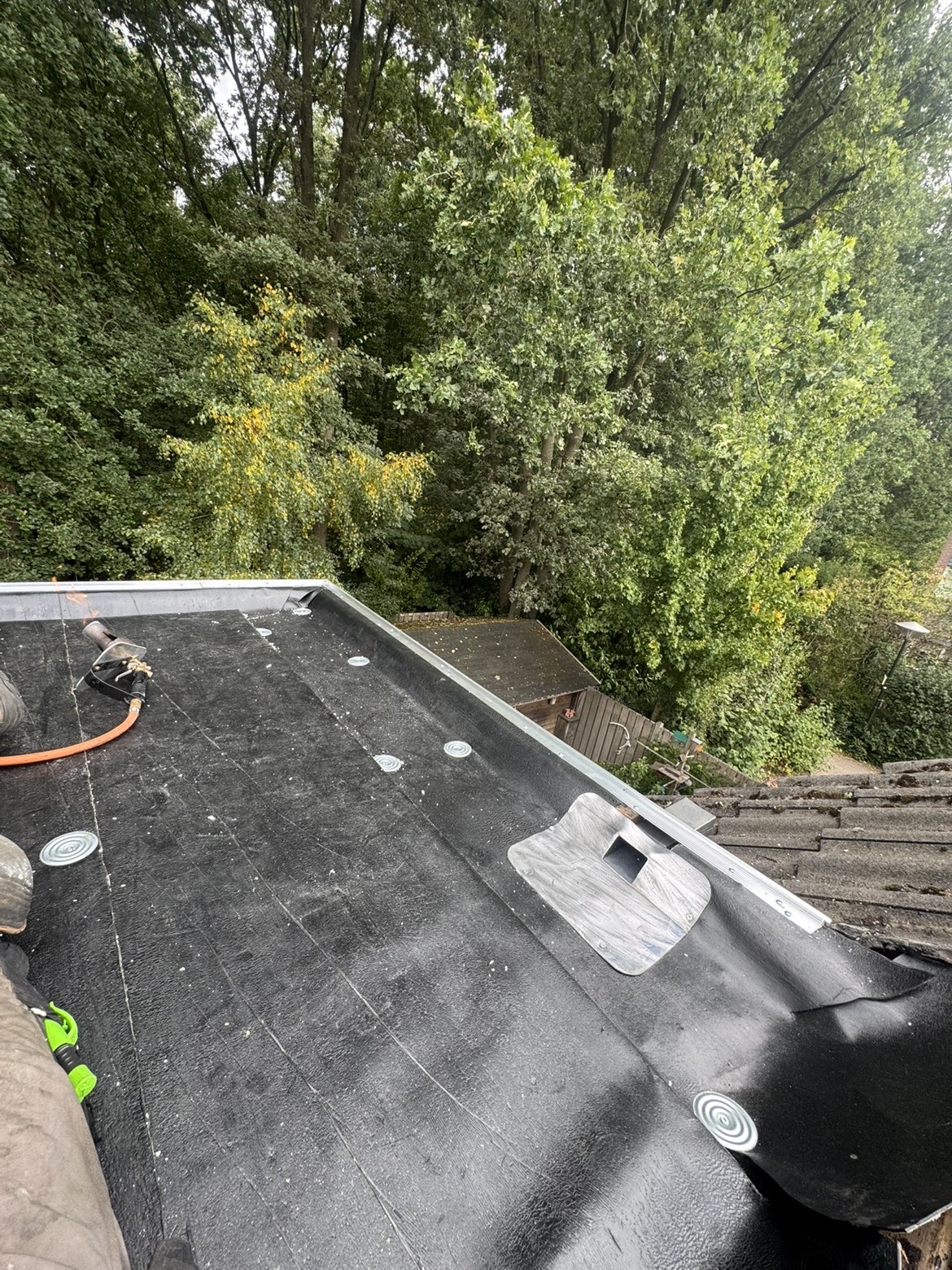 EPDM dakbedekking aangebracht